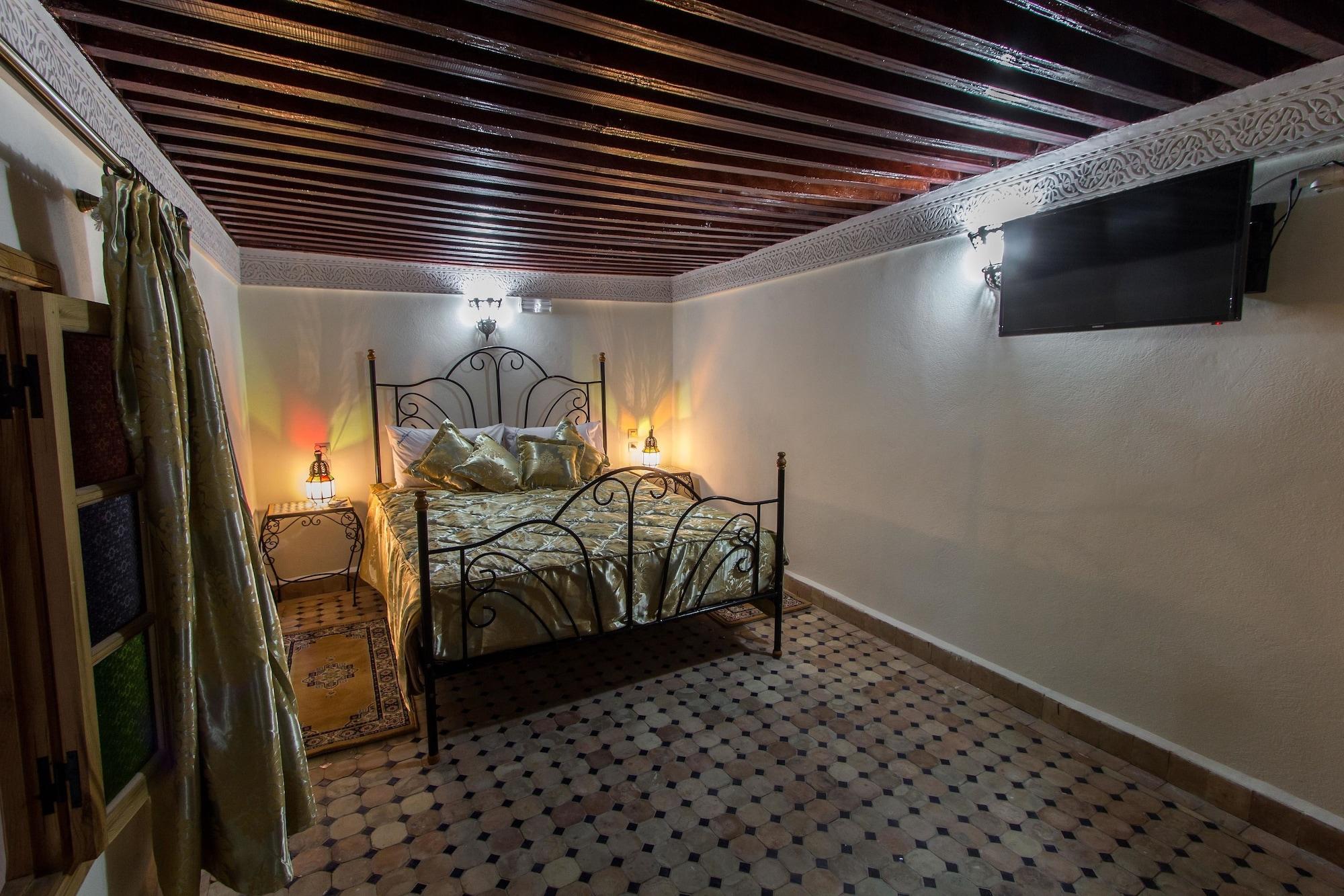 Riad Taryana Fes Exterior photo