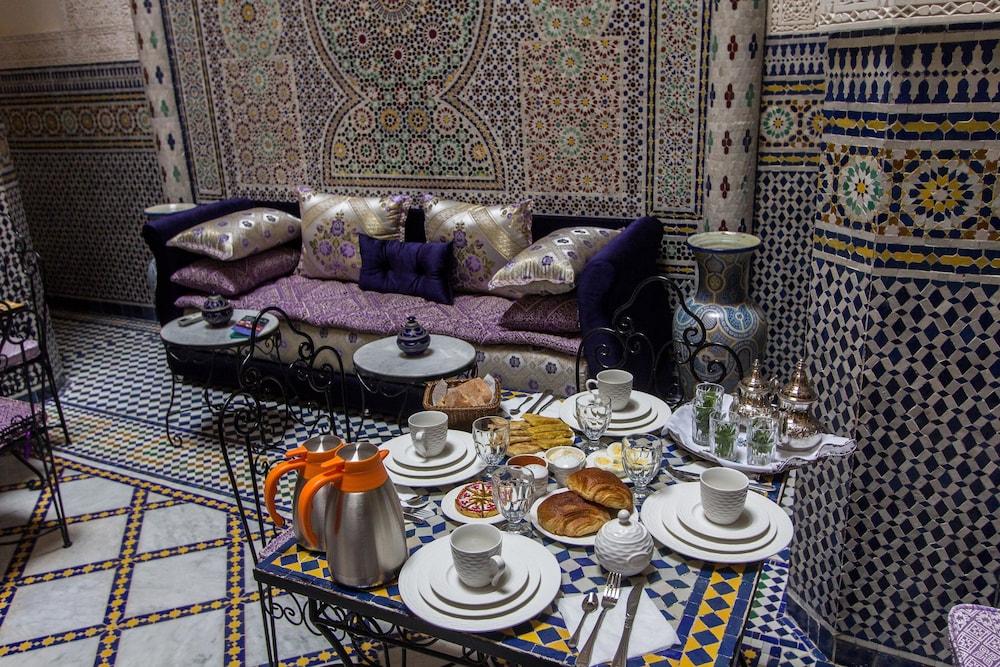 Riad Taryana Fes Exterior photo