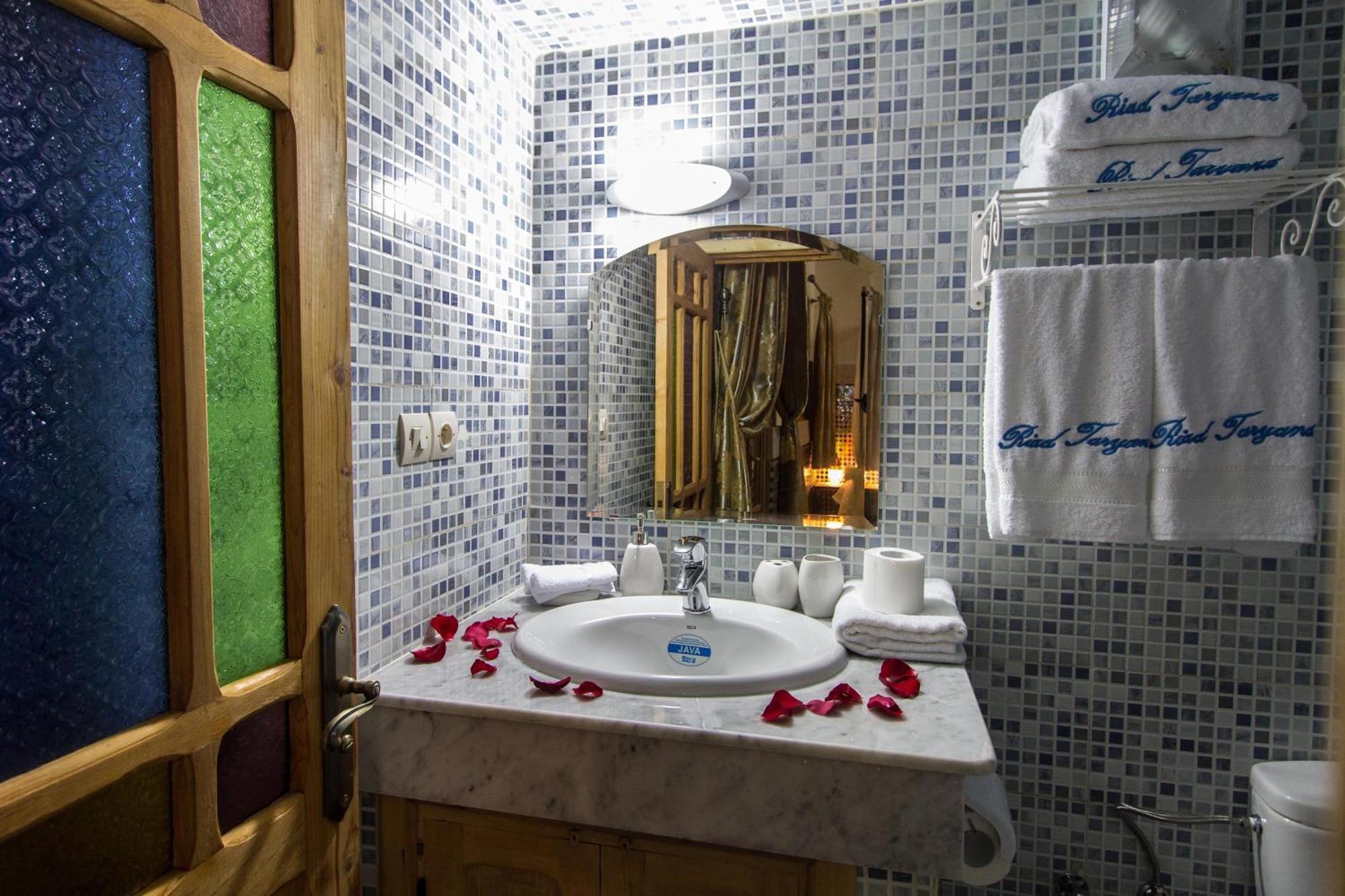 Riad Taryana Fes Exterior photo