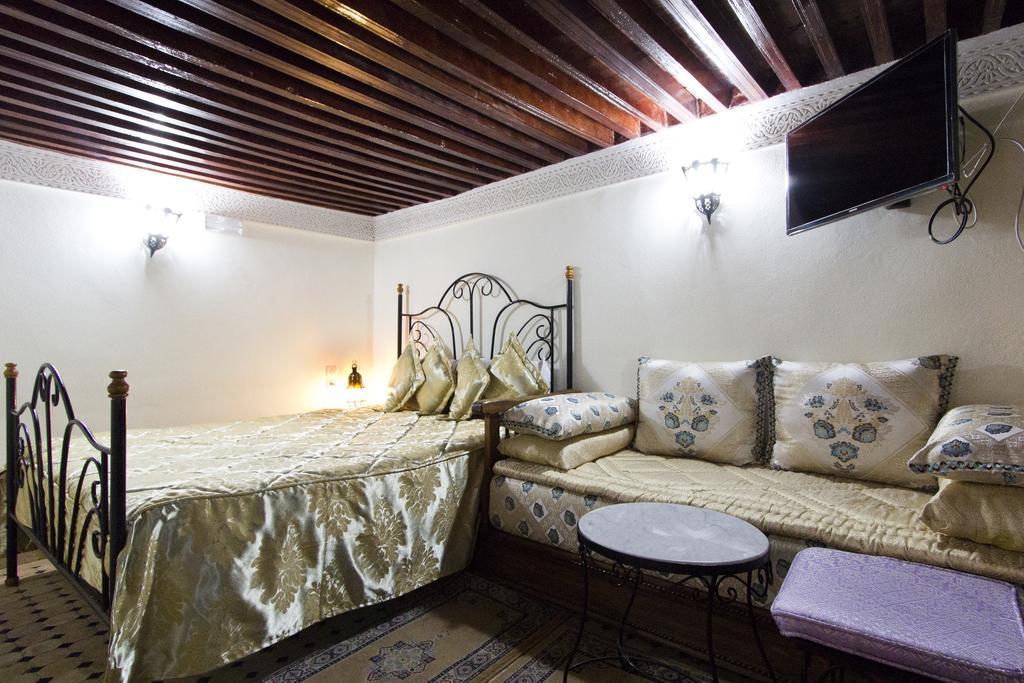 Riad Taryana Fes Exterior photo