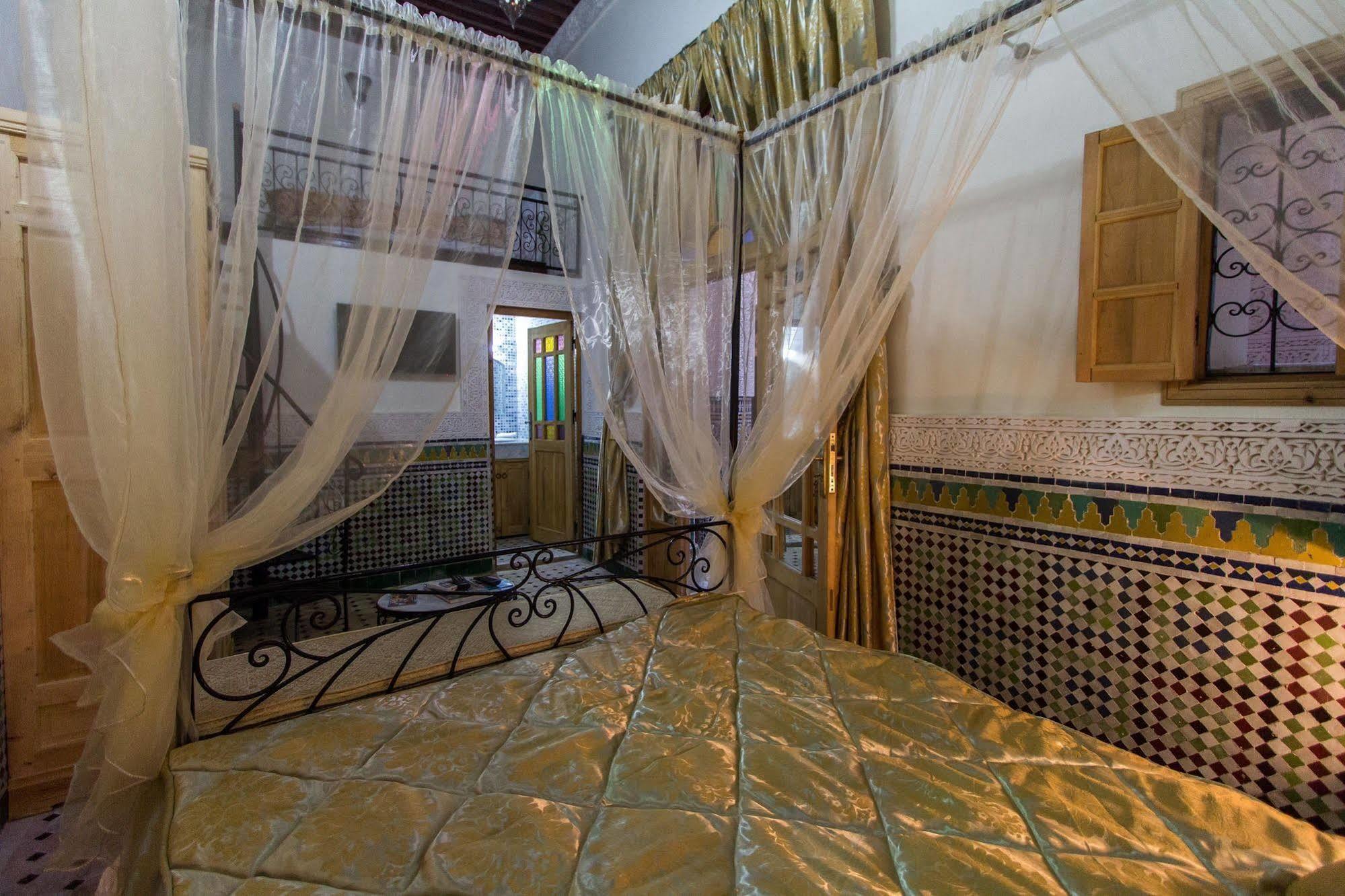 Riad Taryana Fes Exterior photo