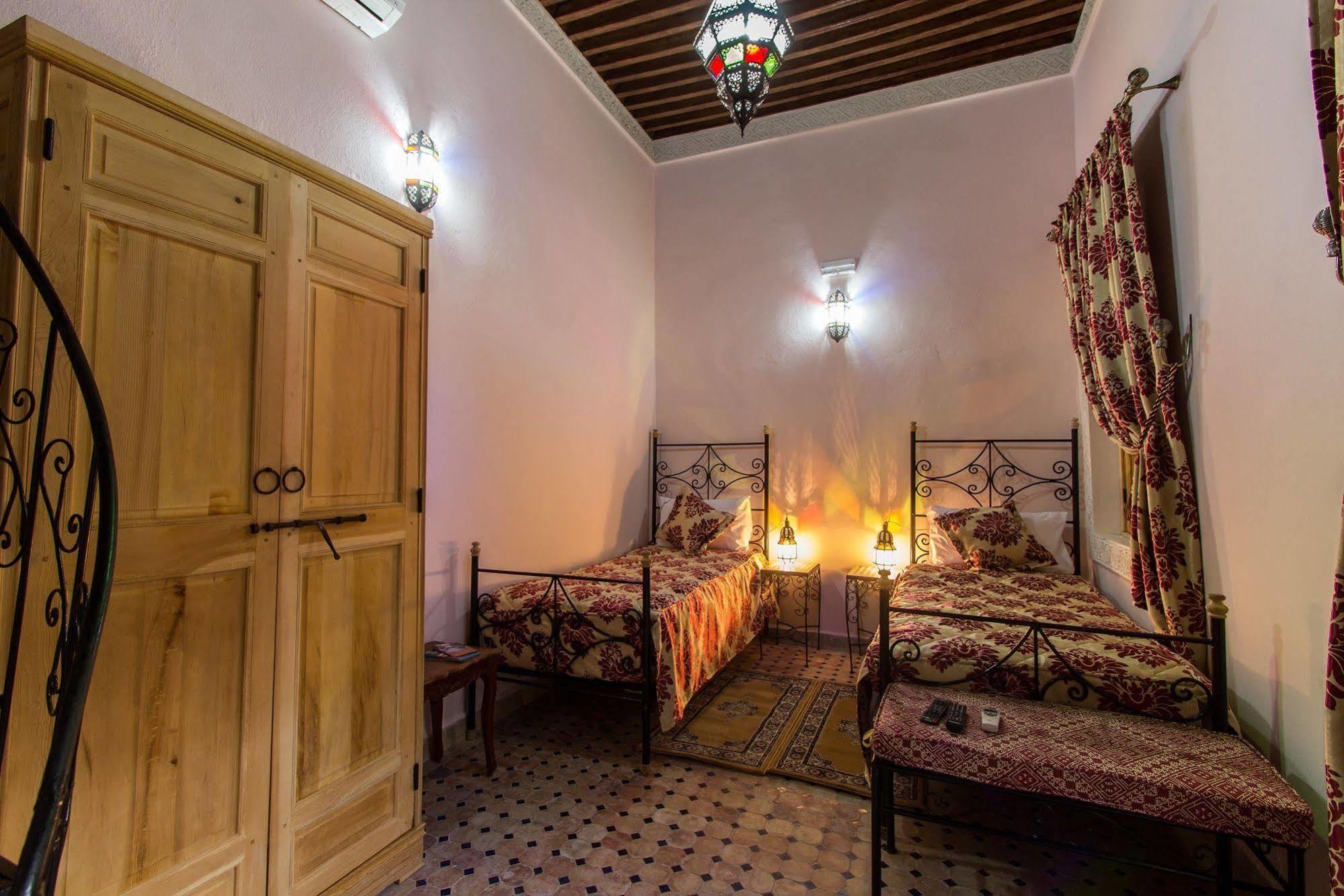 Riad Taryana Fes Exterior photo