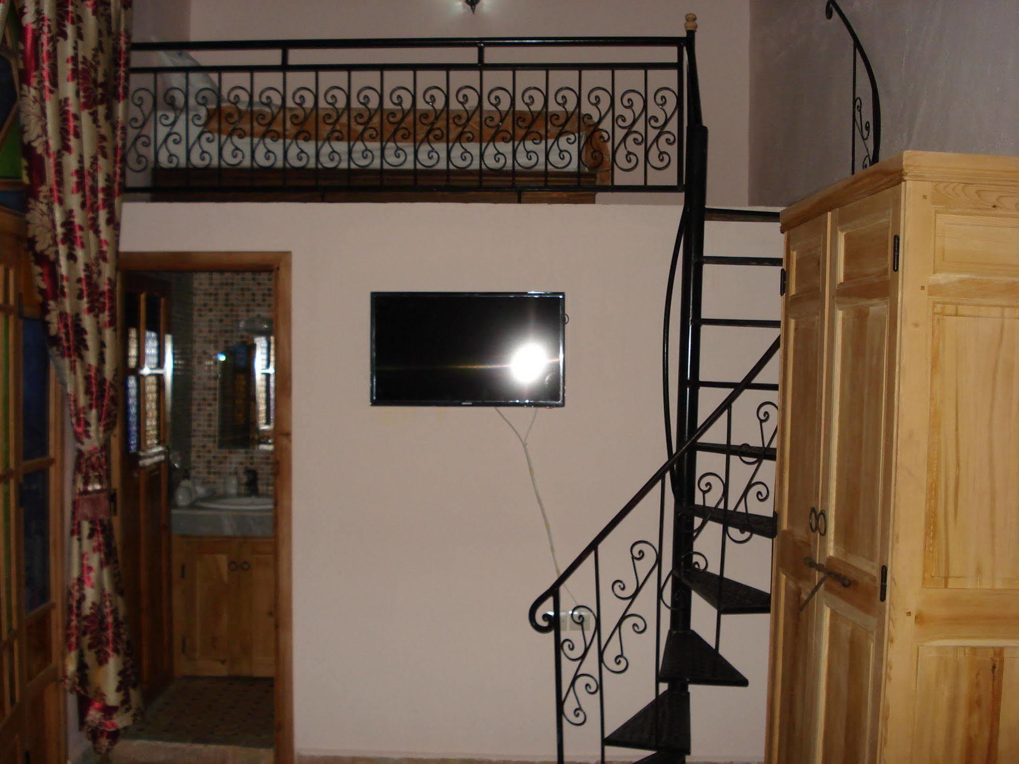 Riad Taryana Fes Exterior photo